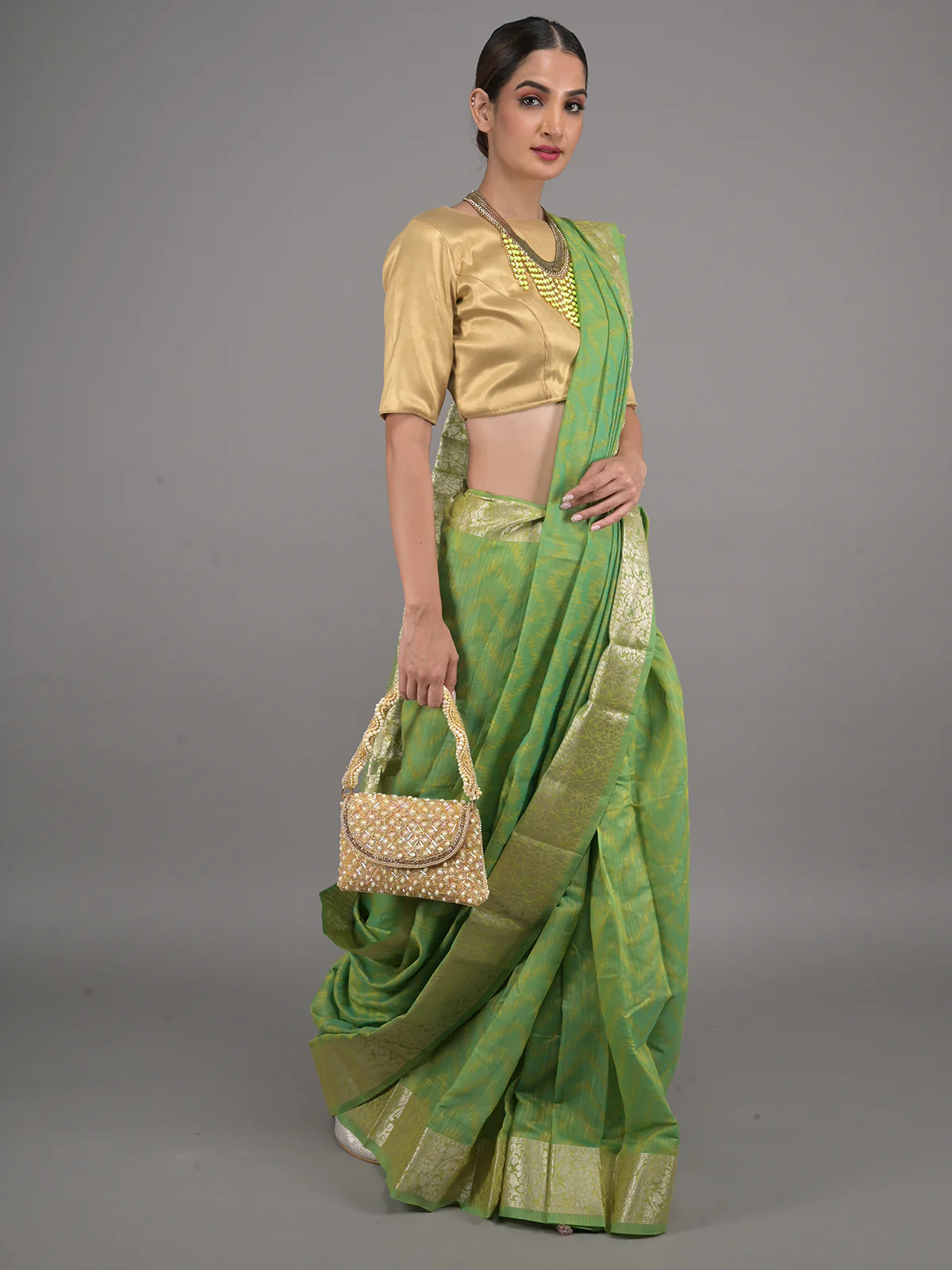 Odette Green Cotton Blend Woven Saree with Unstitched Blouse for Women - Image 2