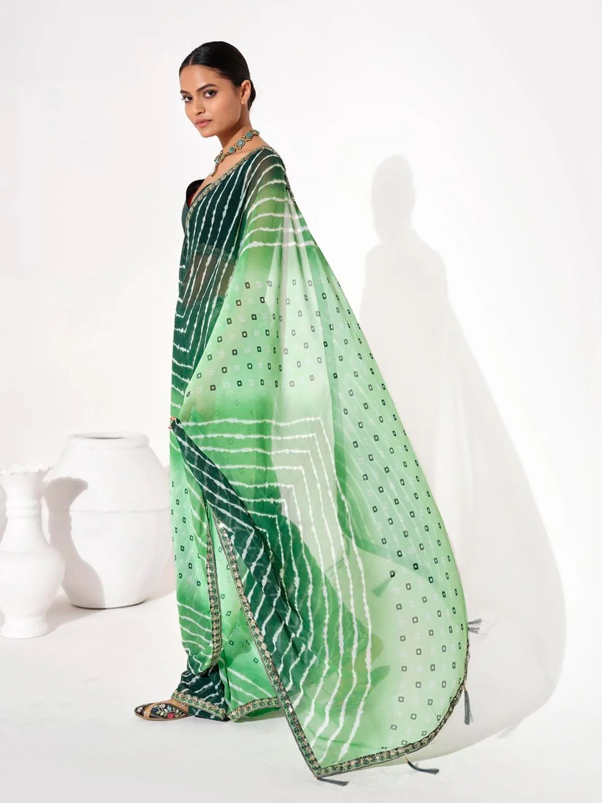 Odette Green Cotton Linen Embroidered Striped Saree For Women - Image 3