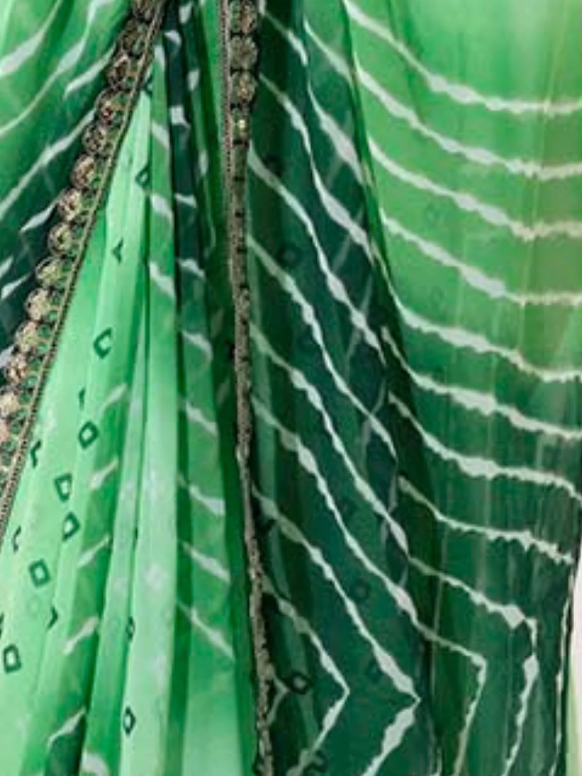 Odette Green Cotton Linen Embroidered Striped Saree For Women - Image 6