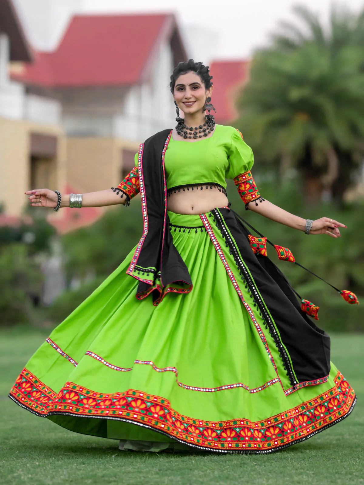 Odette Green Embroidered Cotton Semi Stitched Lehenga With Unstitched Blouse For Women - Image 4