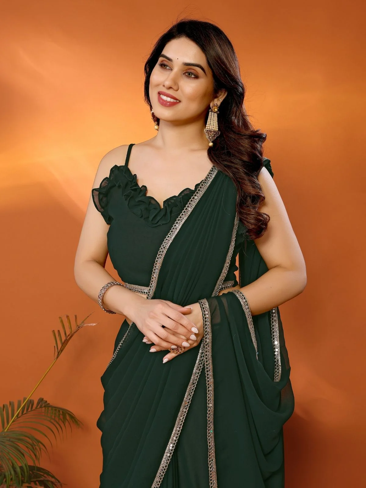 Odette Green Georgette Printed Saree For Women - Image 4