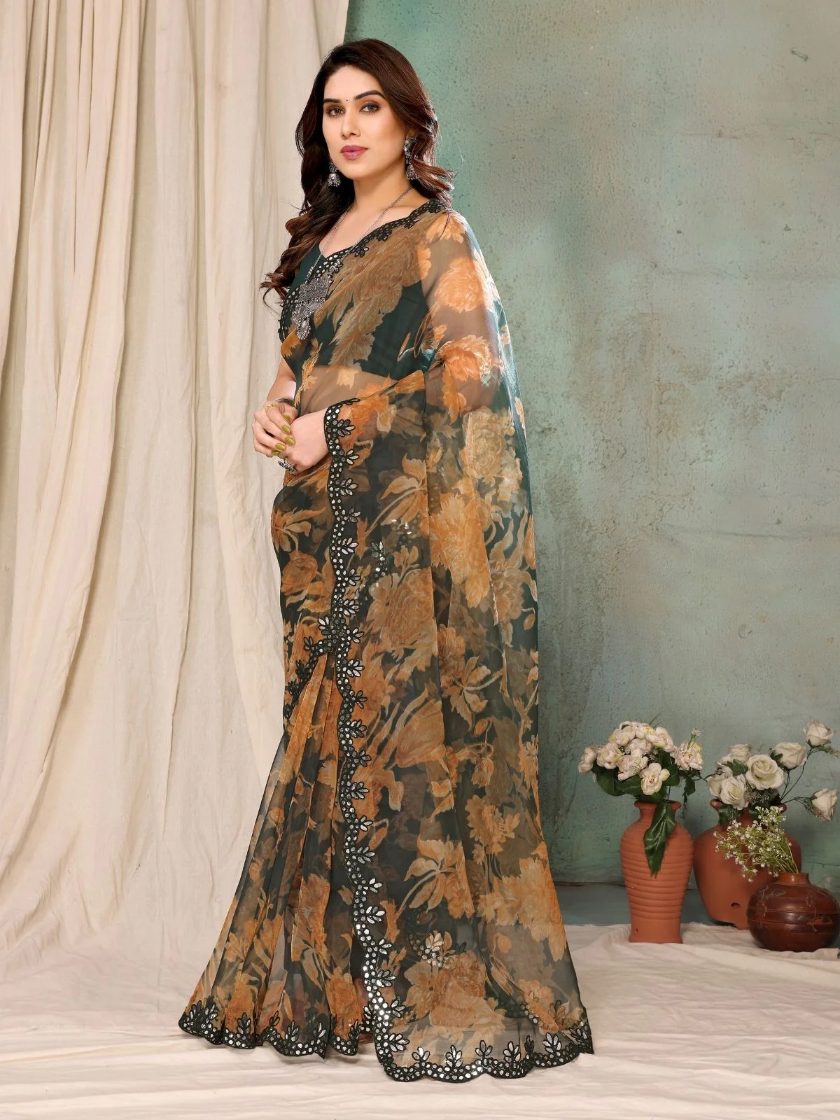 Odette Multicolor Georgette Printed Saree For Women - Image 2
