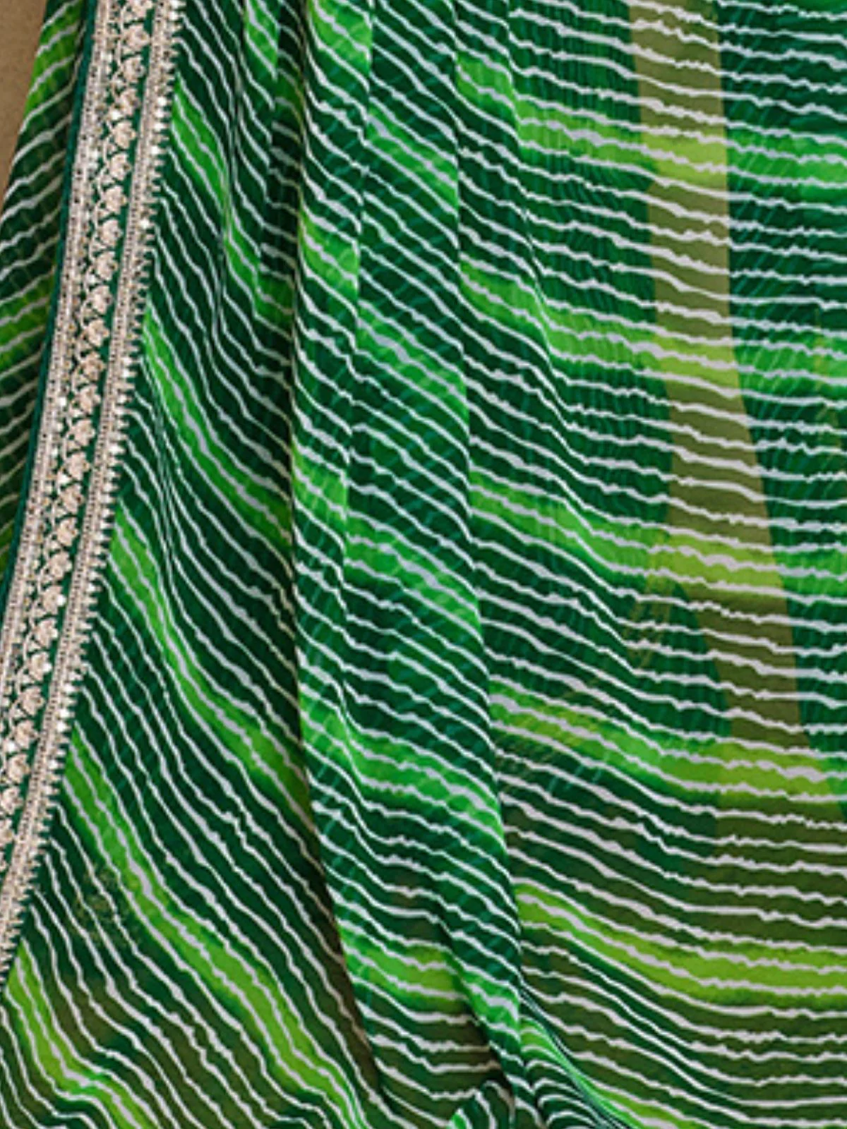 Odette Green Georgette Printed Saree For Women - Image 5