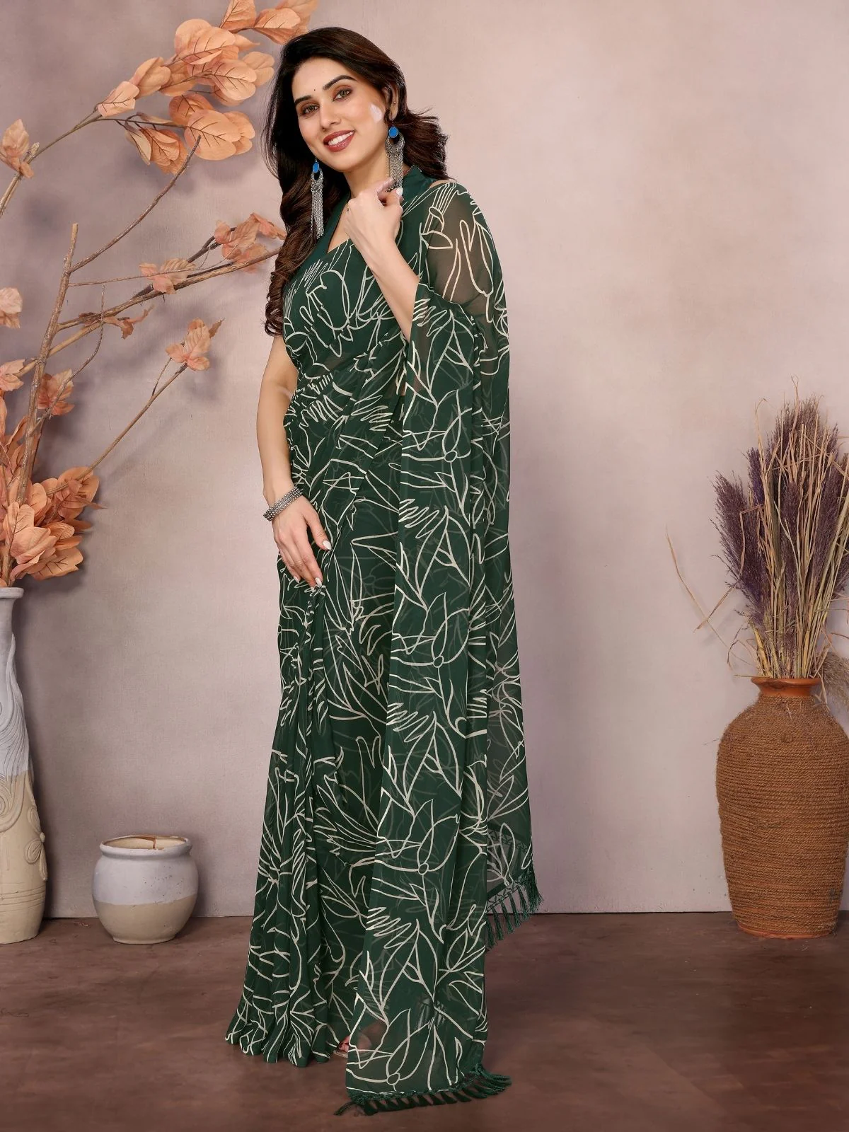 Odette Green Georgette Printed Saree With Unstitched Blouse For Women - Image 2