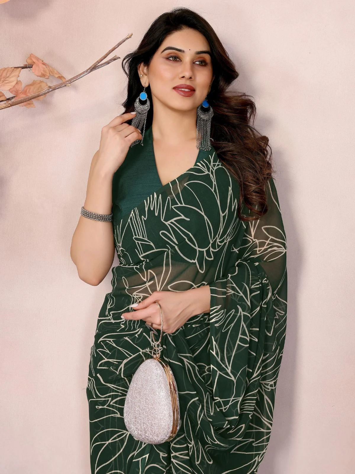 Odette Green Georgette Printed Saree With Unstitched Blouse For Women - Image 5