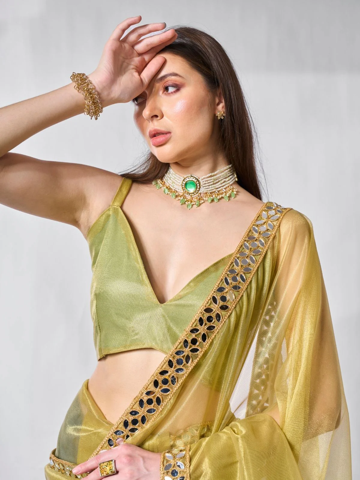 Odette Green Net Solid Saree With Unstitched Blouse For Women - Image 5