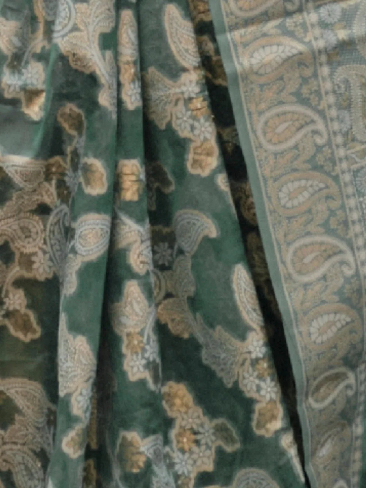 Odette Green Organza Woven Saree With Unstitched Blouse For Women - Image 3