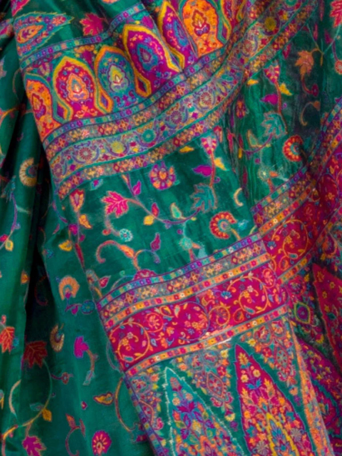 Odette Green Organza Woven Saree With Unstitched Blouse For Women - Image 3
