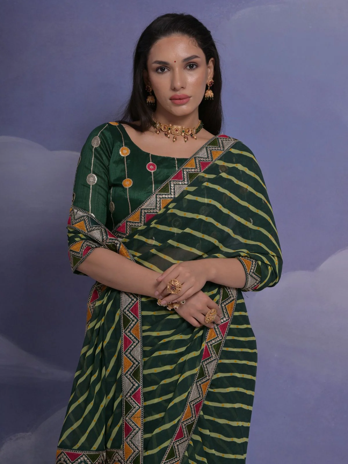 Odette Green Printed Georgette Saree With Unstitched Blouse For Women - Image 4