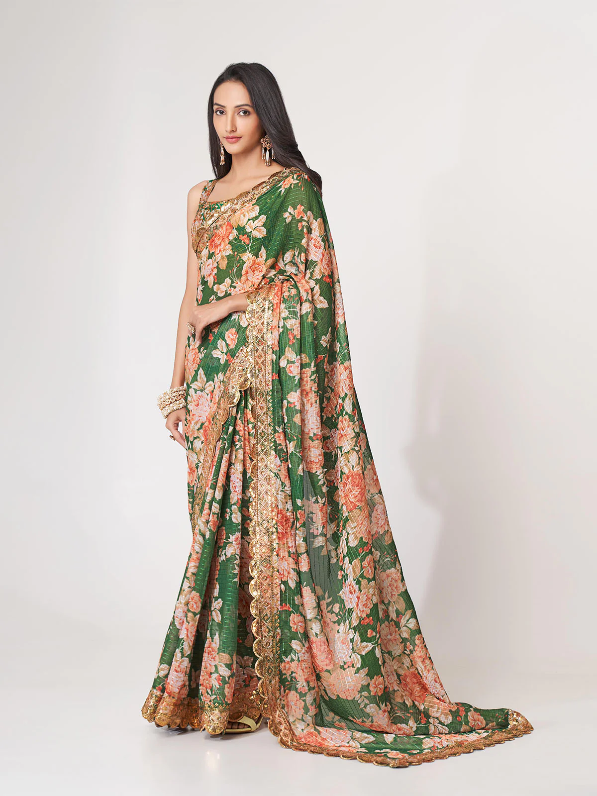 Odette Green Printed Organza Saree With Unstitched Blouse For Women - Image 2