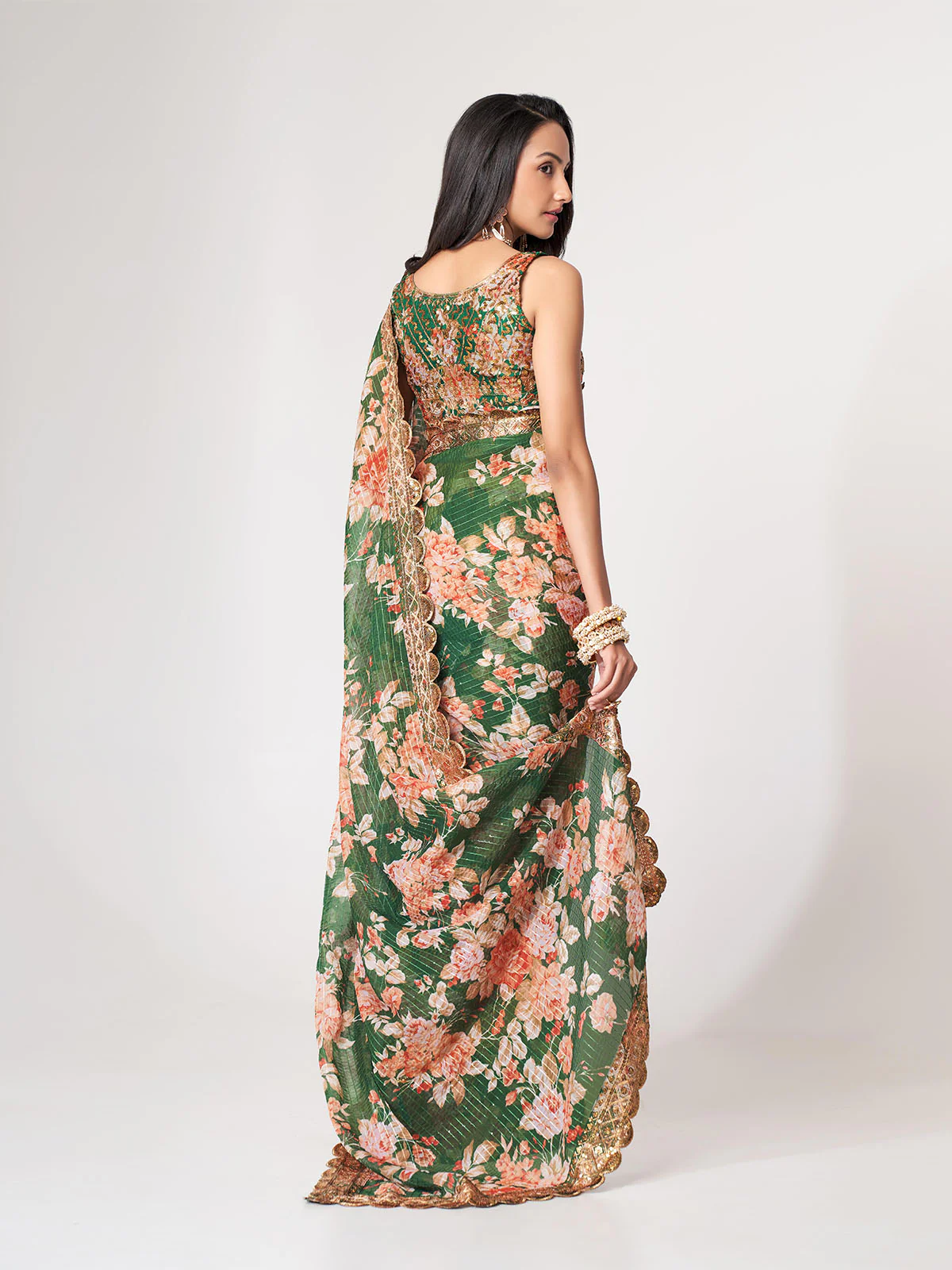 Odette Green Printed Organza Saree With Unstitched Blouse For Women - Image 4