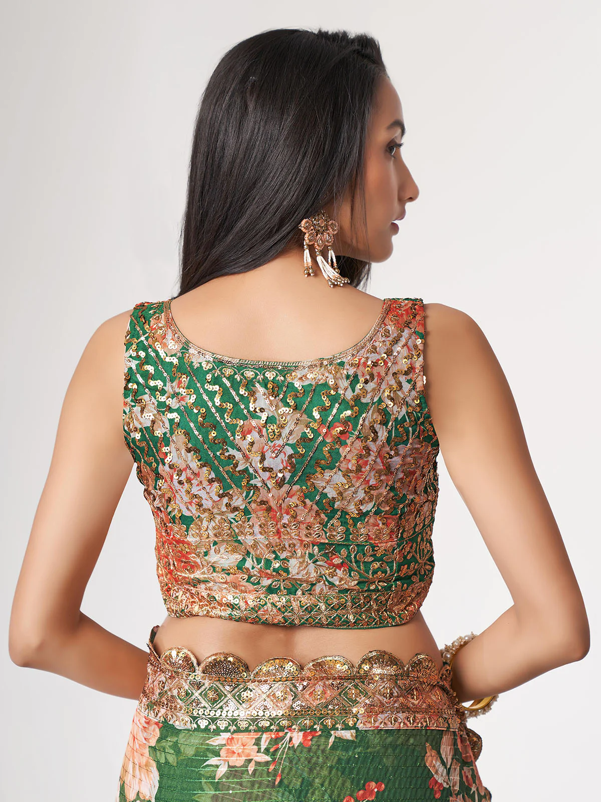Odette Green Printed Organza Saree With Unstitched Blouse For Women - Image 6