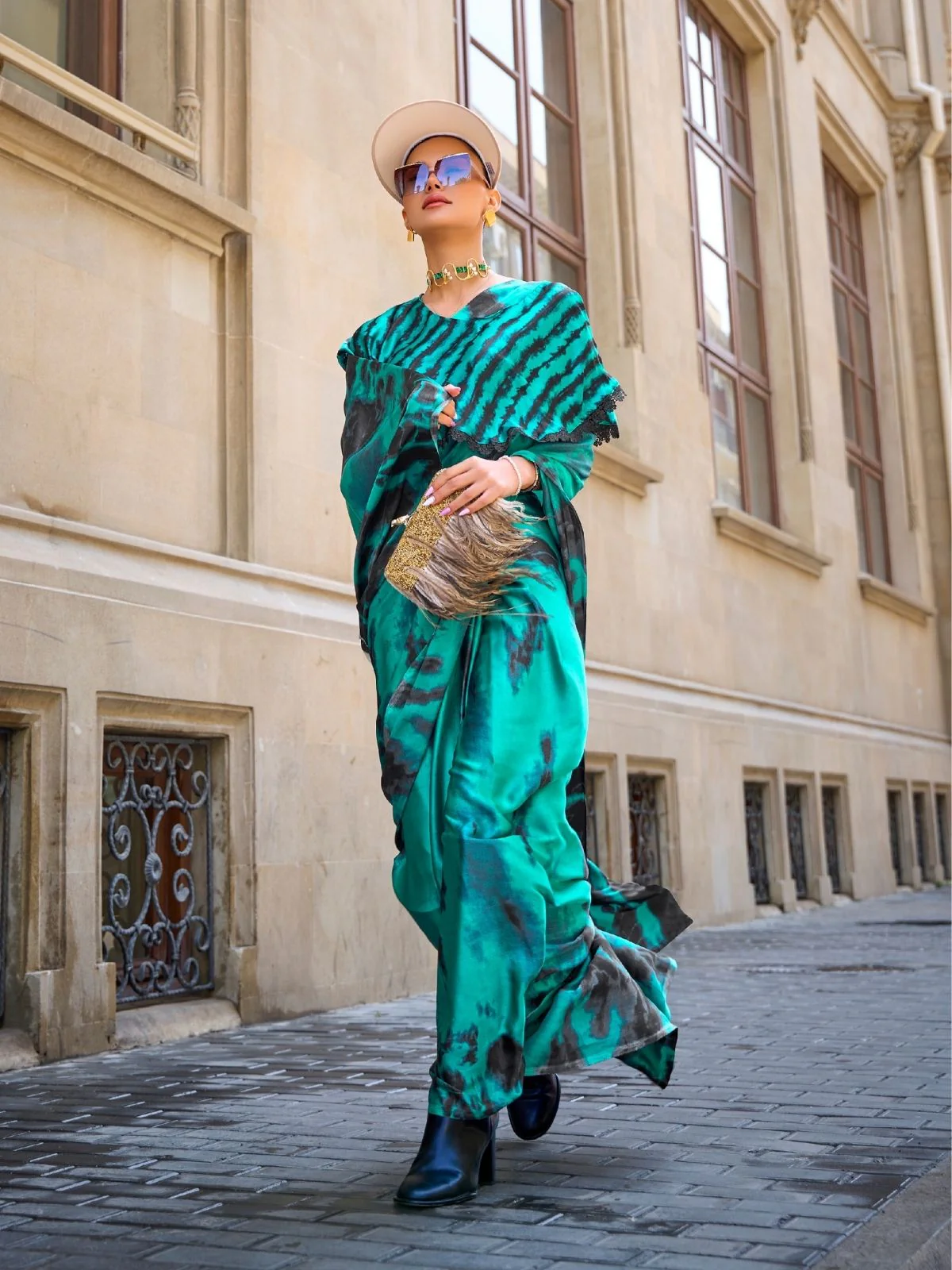 Odette Green Satin Printed Saree With Unstitched Blouse For Women - Image 2