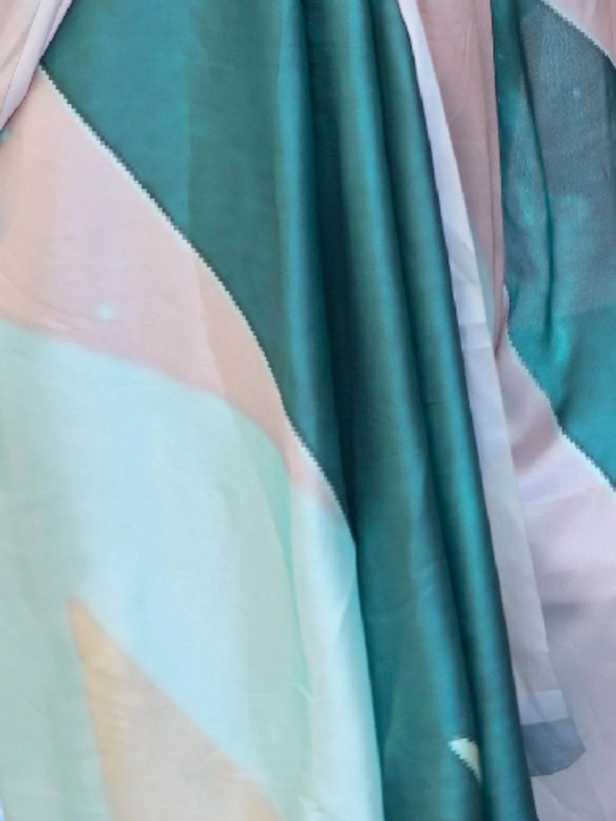 Odette Green Satin Printed Saree With Unstitched Blouse For Women - Image 3