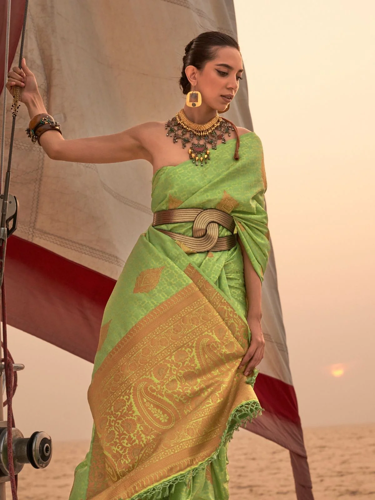Odette Green Satin Woven Saree With Unstitched Blouse for Women - Image 2