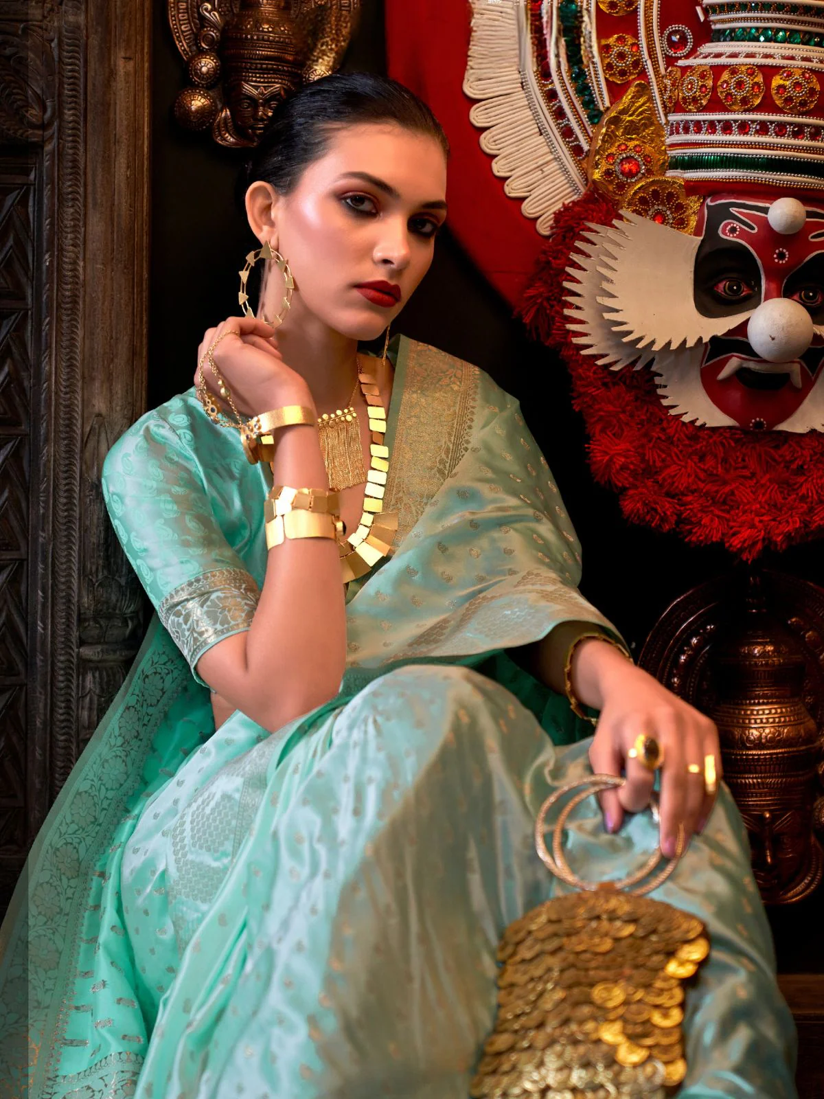Odette Green Satin Woven Saree With Unstitched Blouse For Women - Image 2
