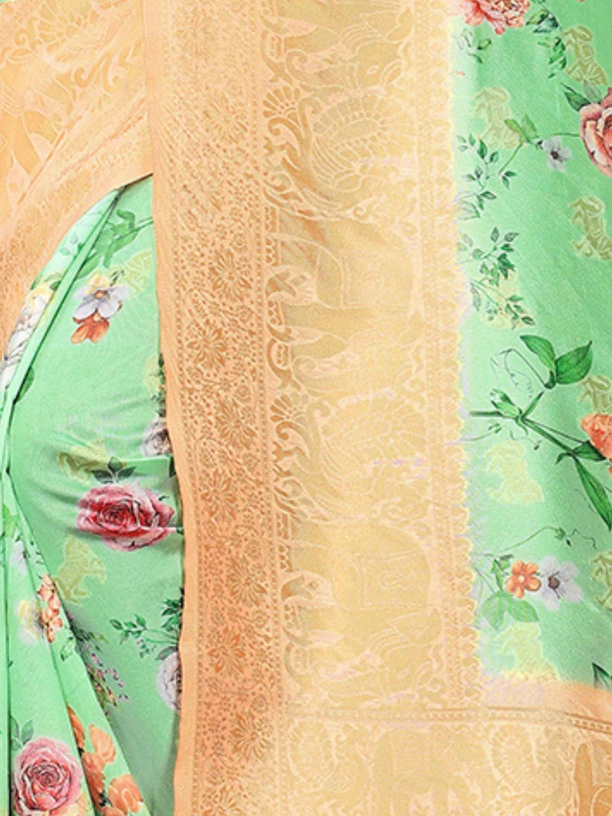 Odette Green Silk Blend Floral Printed Saree For Women - Image 5