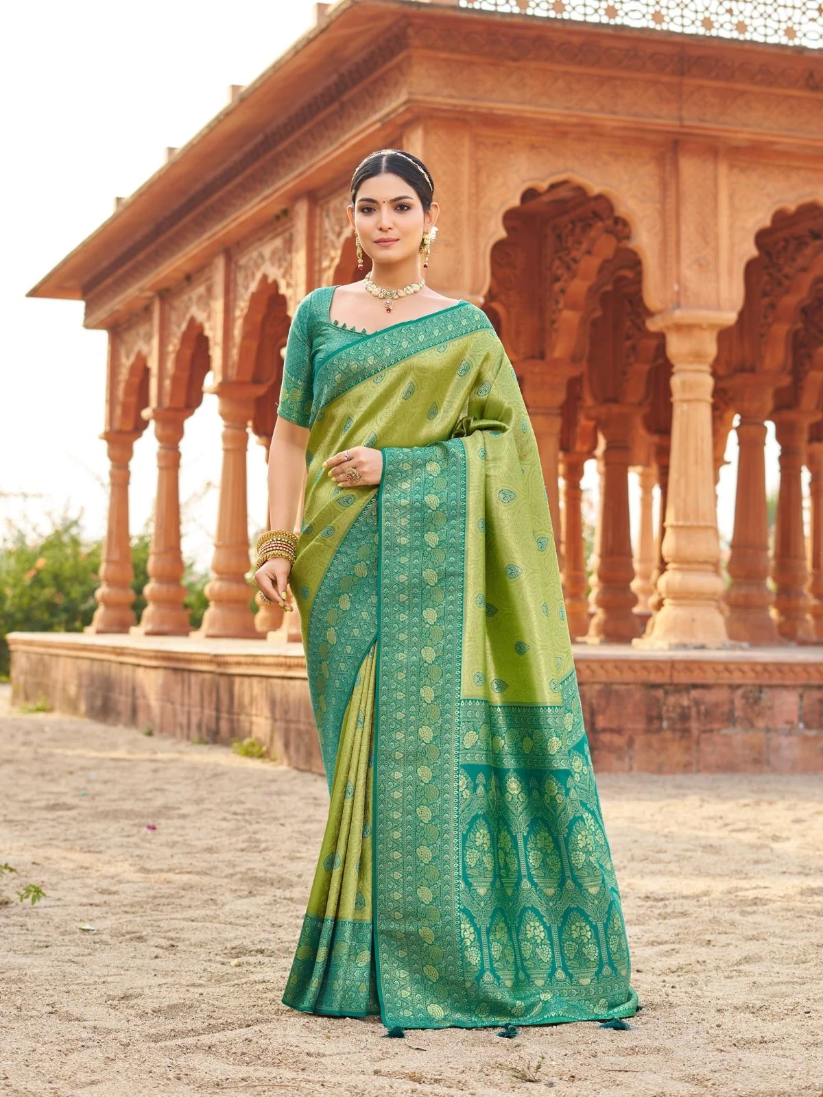 Odette Green Silk Blend Woven Banarasi Saree For Women