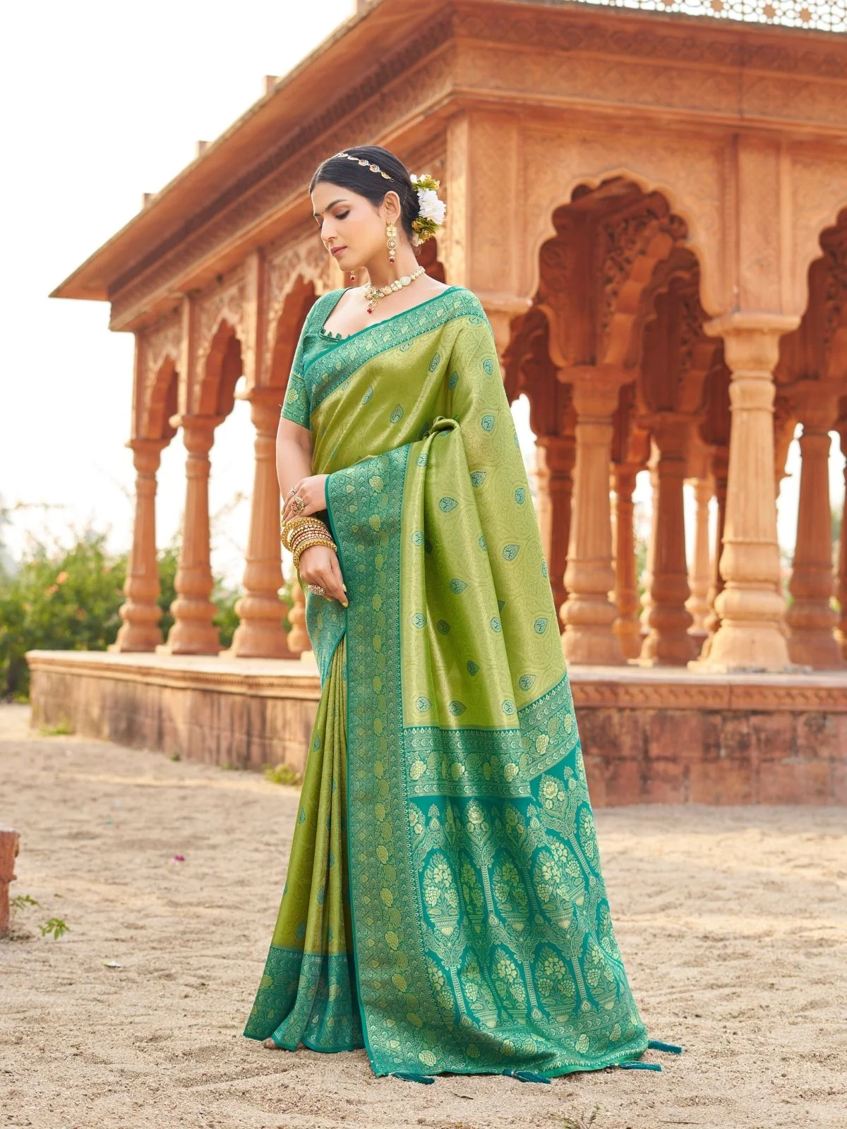 Odette Green Silk Blend Woven Banarasi Saree For Women - Image 2
