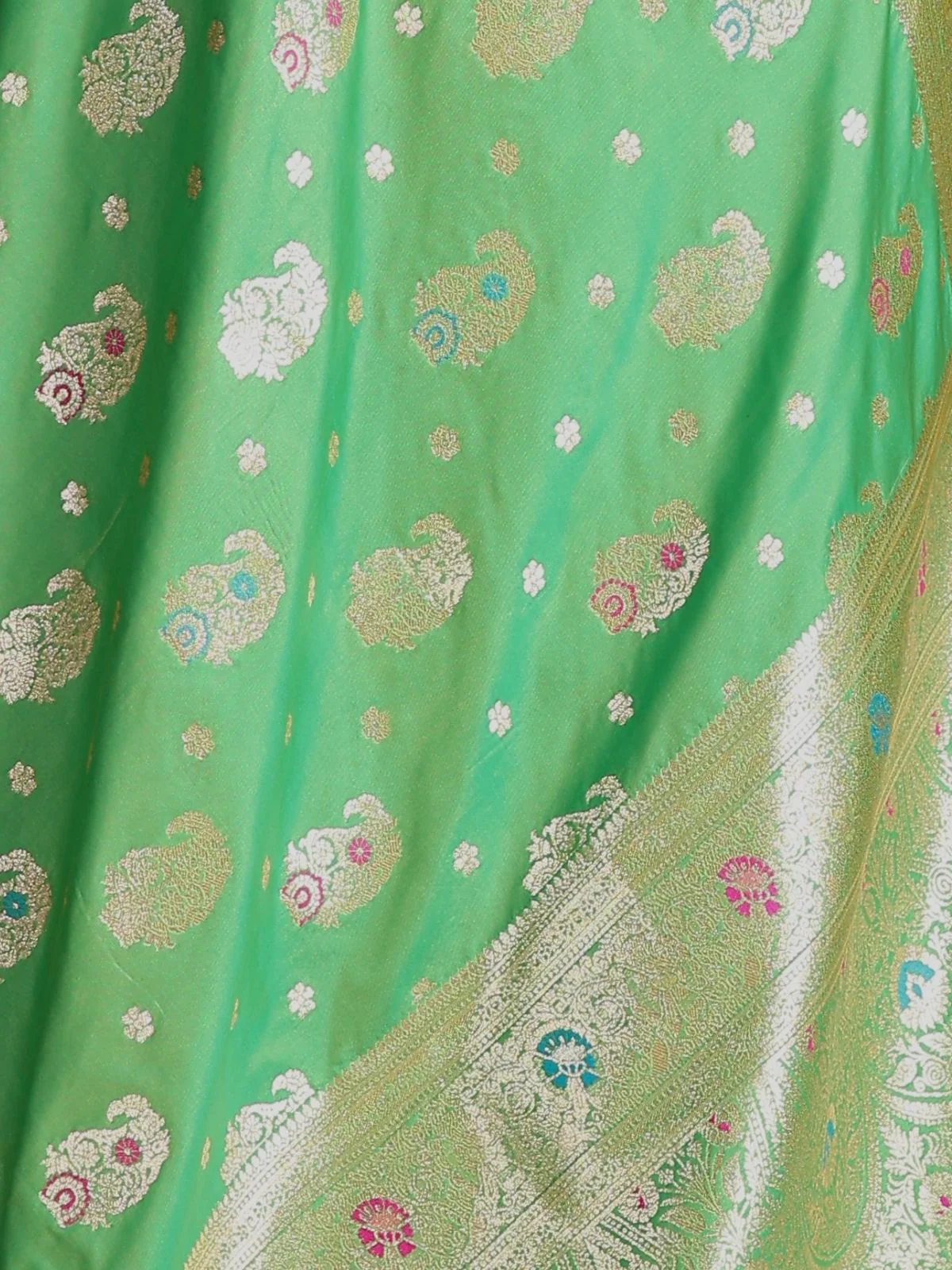Odette Green Silk Blend Woven Elegant Saree For Women - Image 5