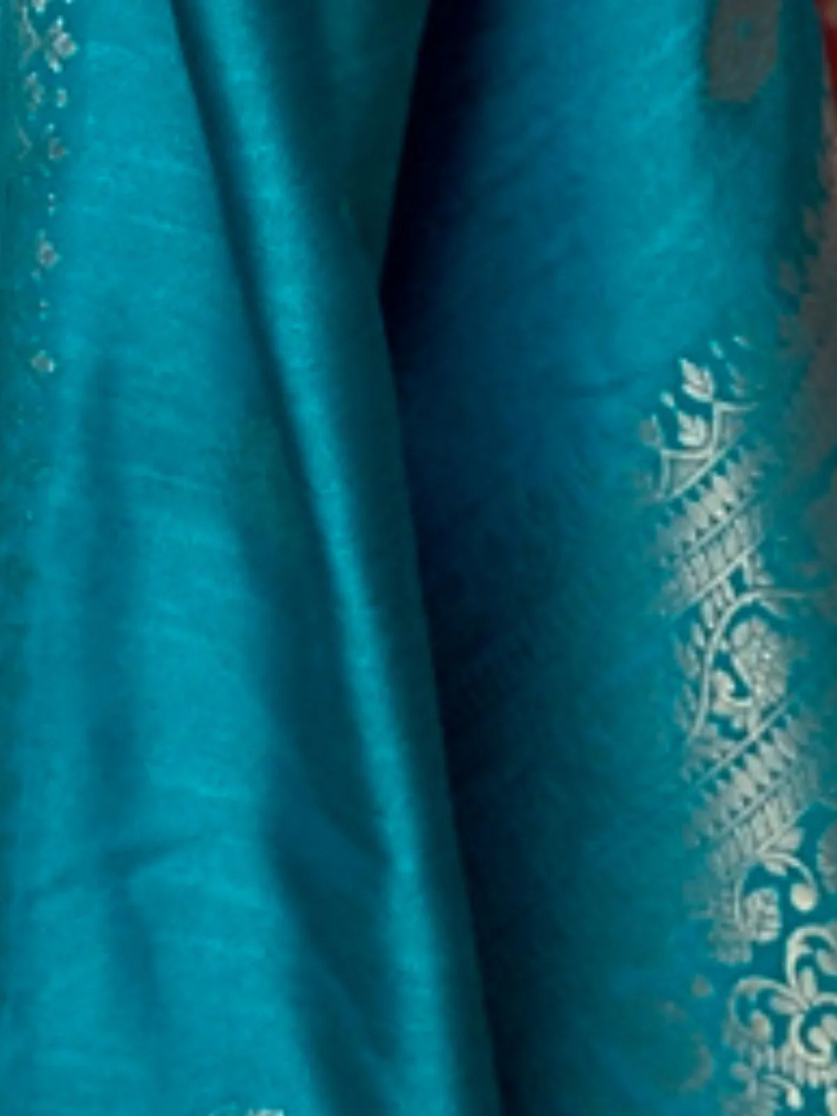Odette Green Silk Blend Woven Saree With Unstitched Blouse for Women - Image 3