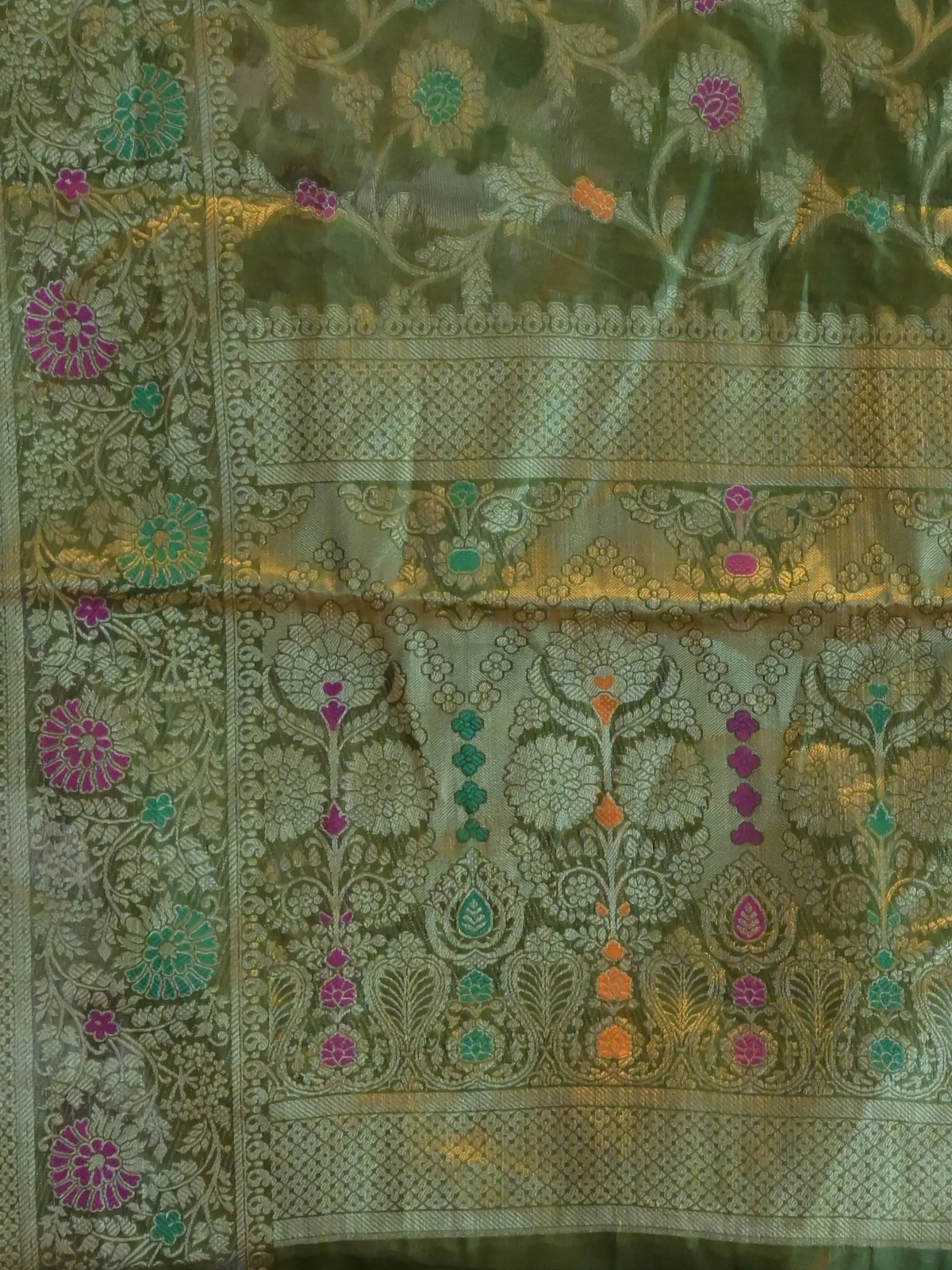 Odette Green Silk Blend Woven Saree with Unstitched Blouse for Women - Image 5