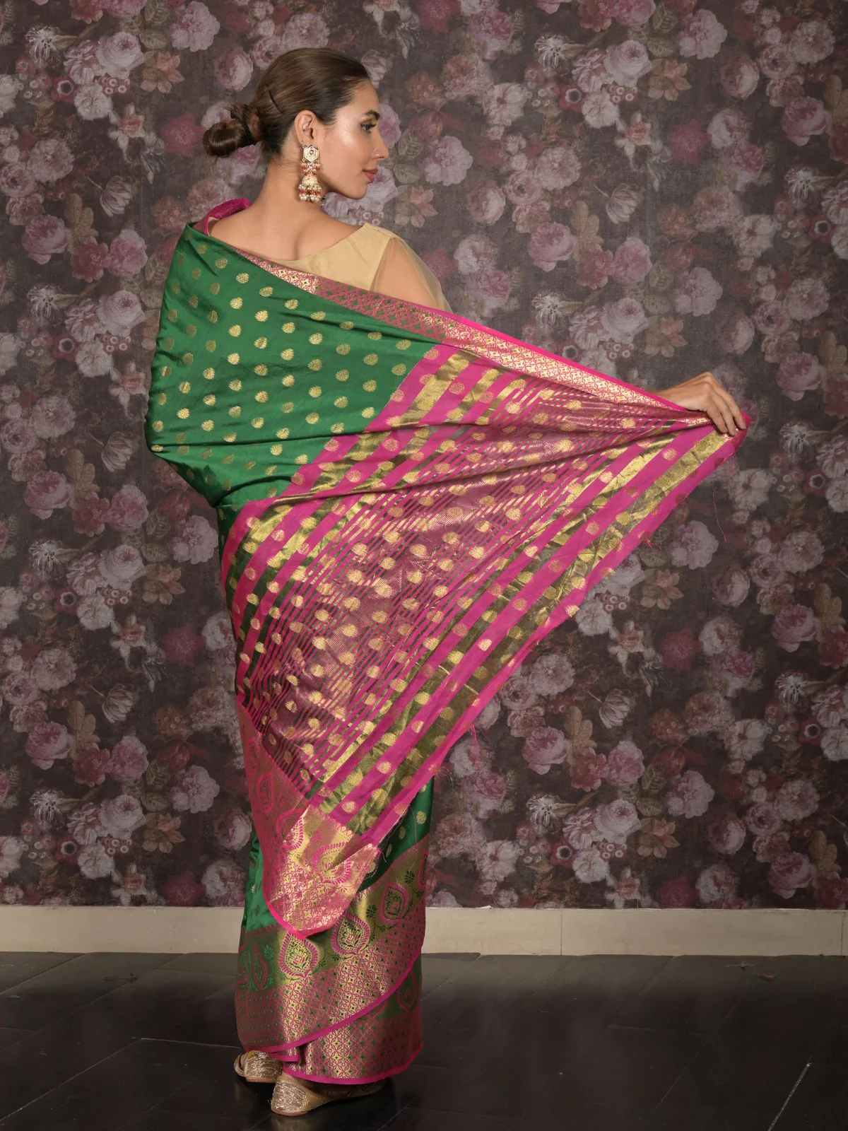 Odette Green Silk Blend Woven Saree with Unstitched Blouse for Women - Image 4