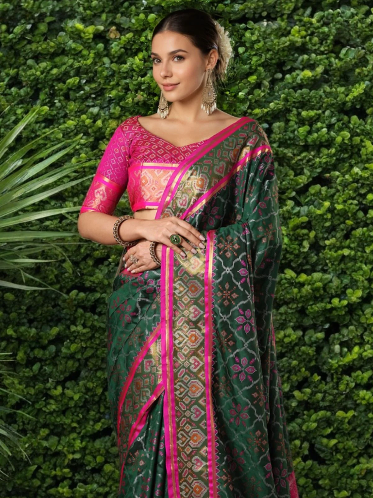 Odette Green Silk Woven Saree For Women - Image 5