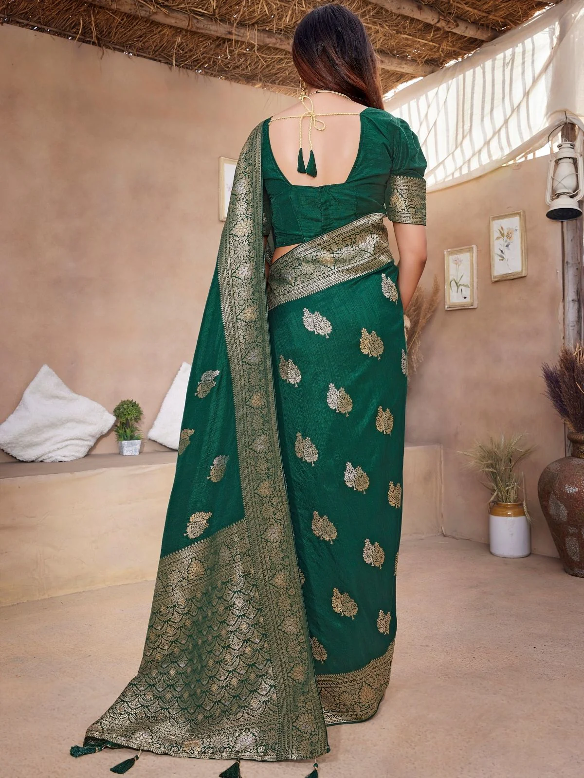 Odette Green Silk Woven Saree For Women - Image 5