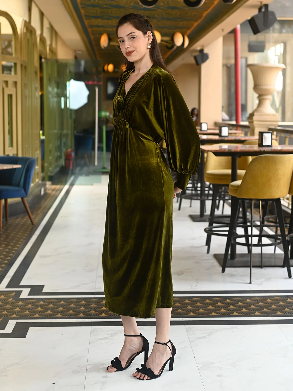 Odette Green Velvet Solid Dress For Women - Image 3