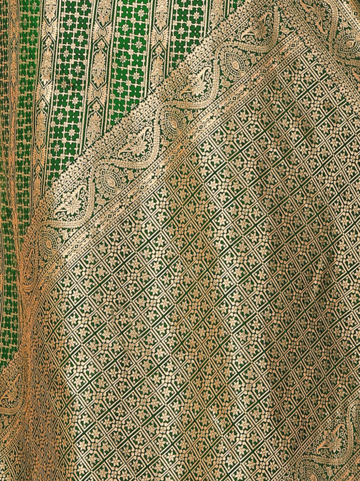 Odette Green Woven Banarasi Silk Saree With Unstitched Blouse For Women - Image 6