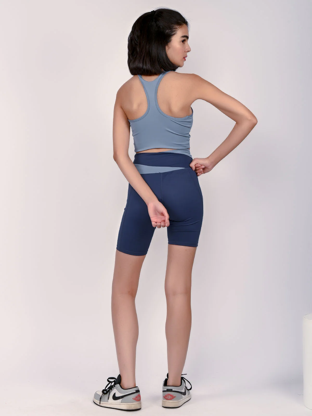 Odette Grey And Blue Polyester Lycra Solid Active Wear For Women - Image 4