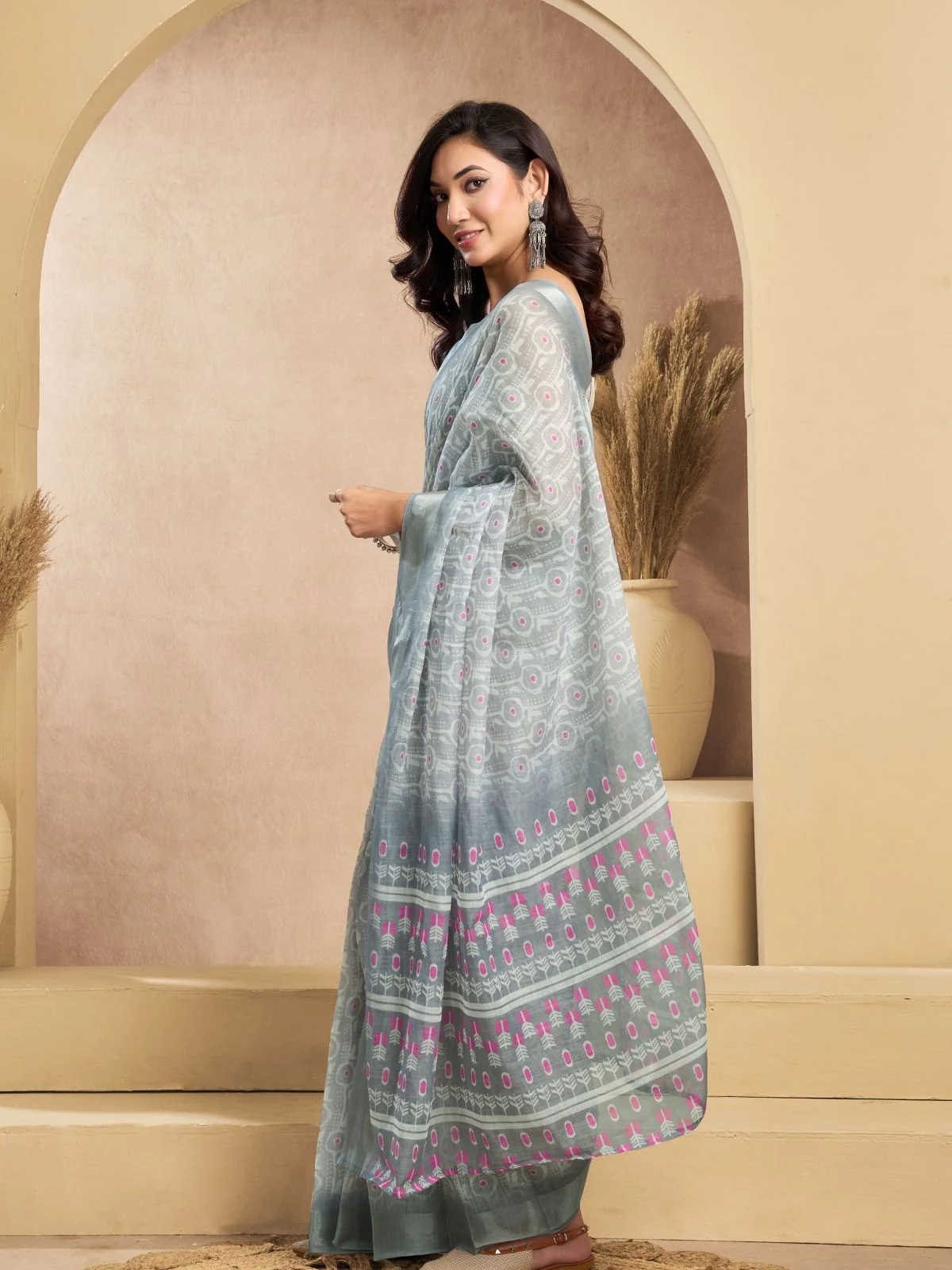 Odette Grey Cotton Linen Zari Work Saree For Women - Image 3