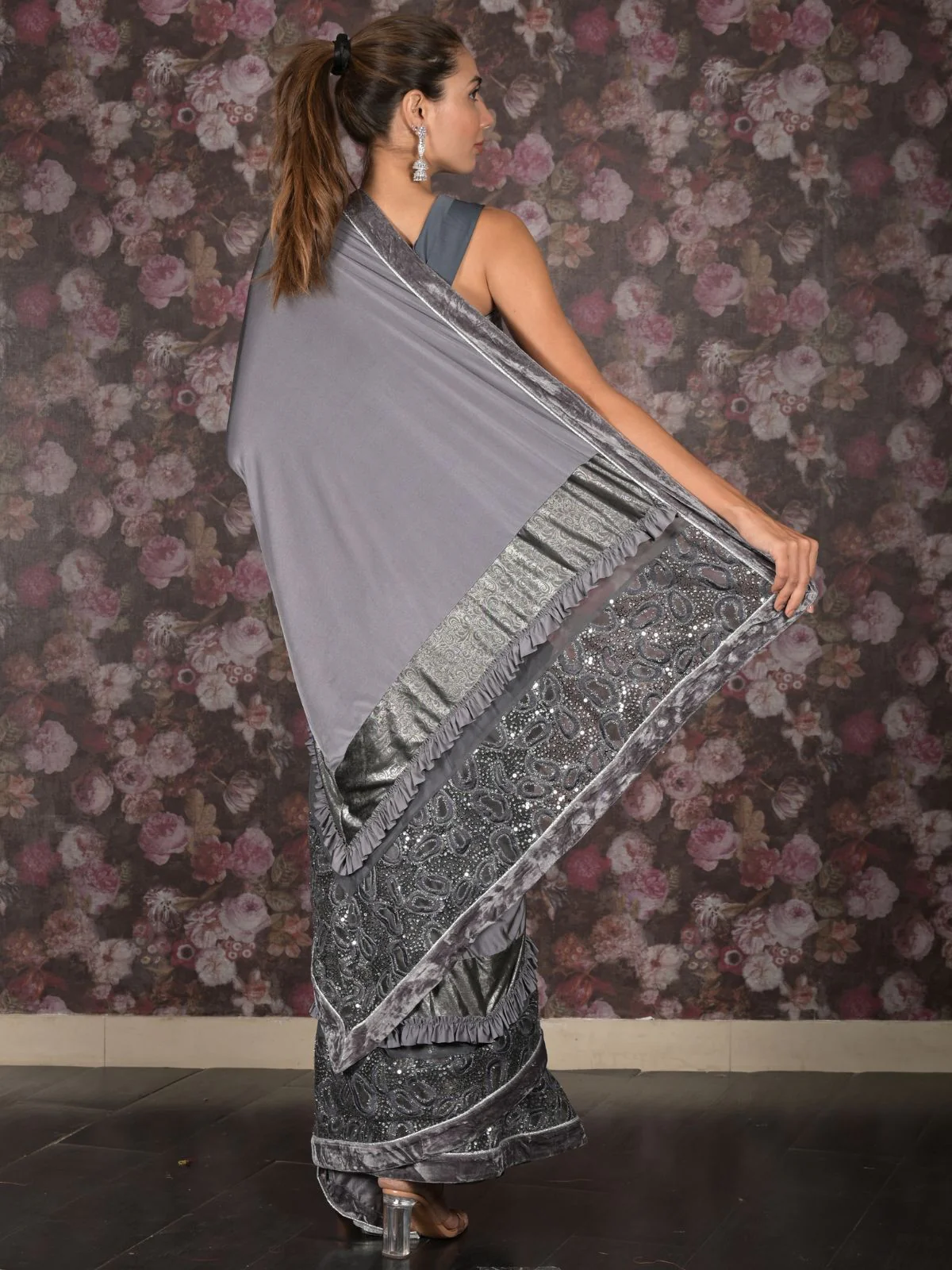 Odette Grey Embellished Lycra Saree With Unstitched Blouse For Women - Image 4