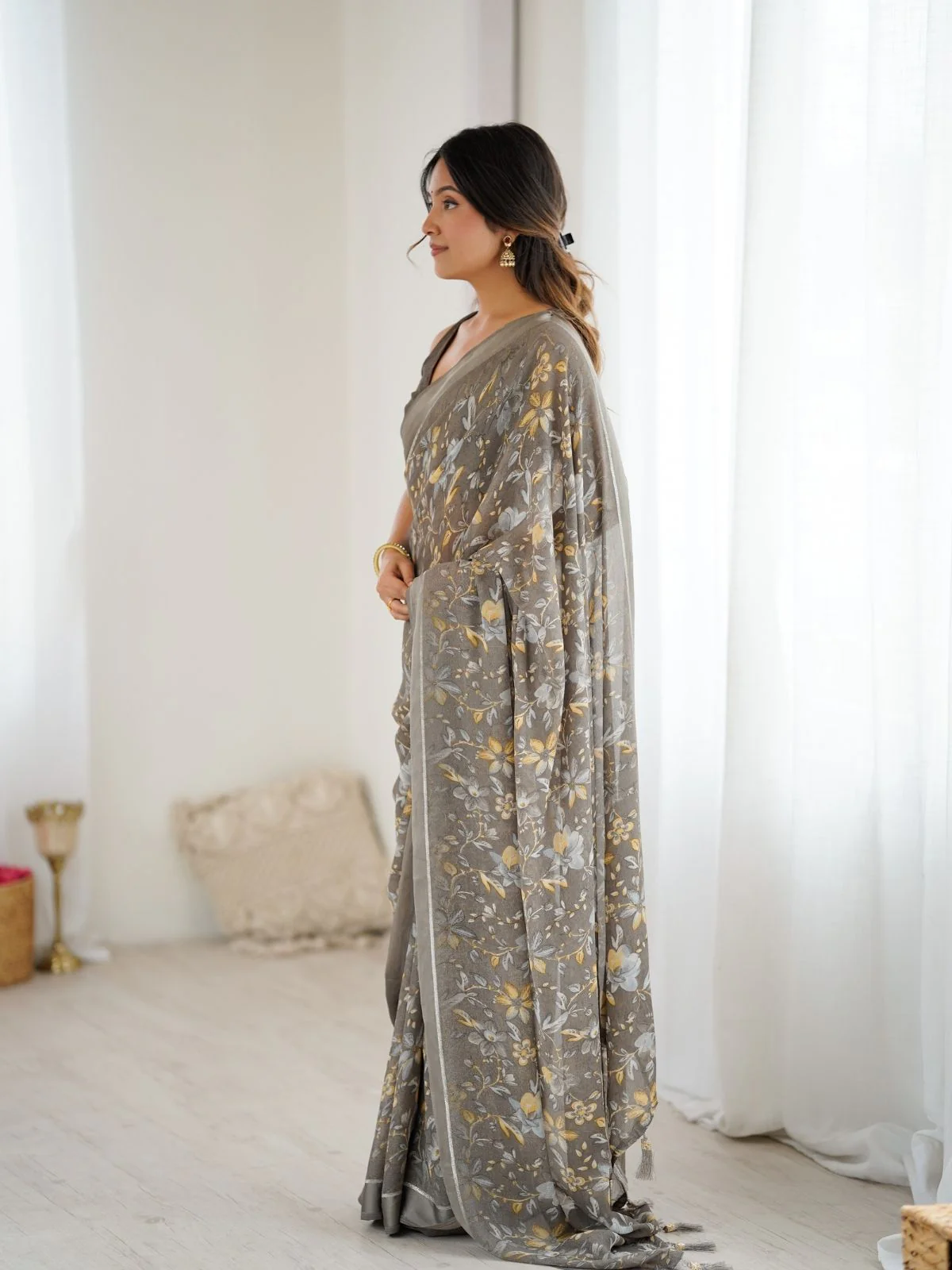 Odette Grey Georgette Printed Saree For Women - Image 2