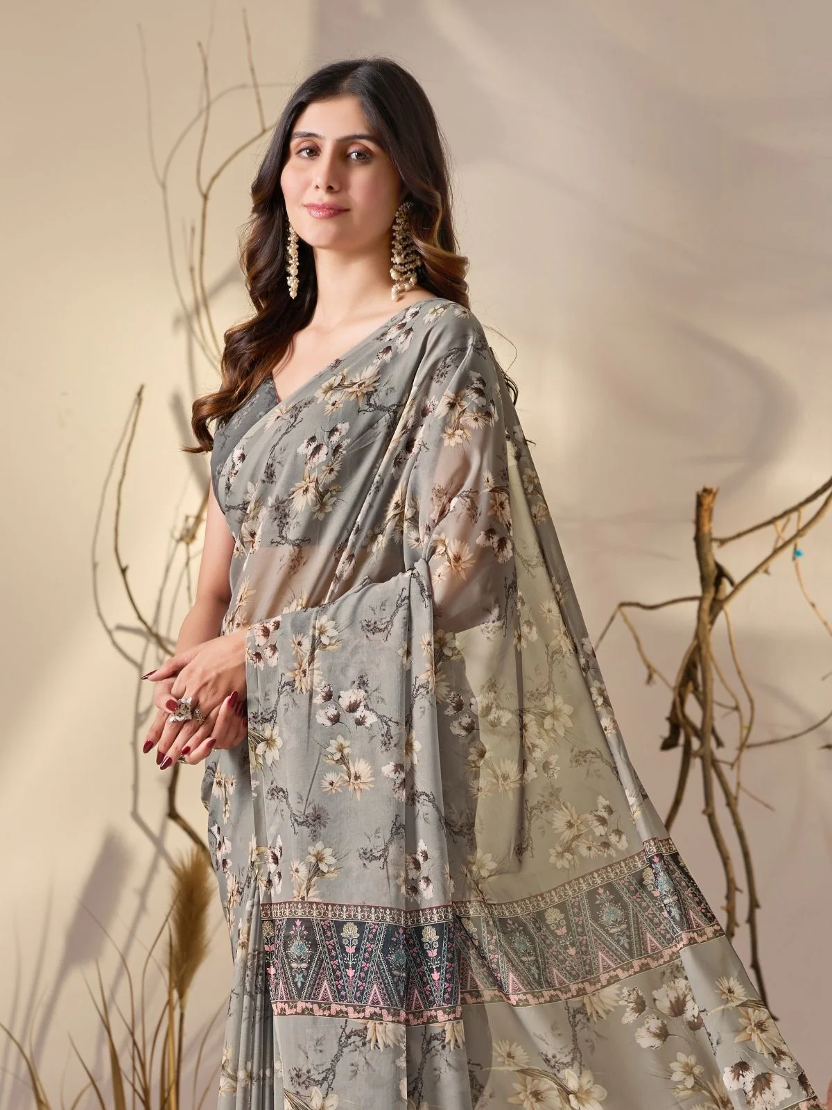 Odette Grey Georgette Printed Saree For Women - Image 4