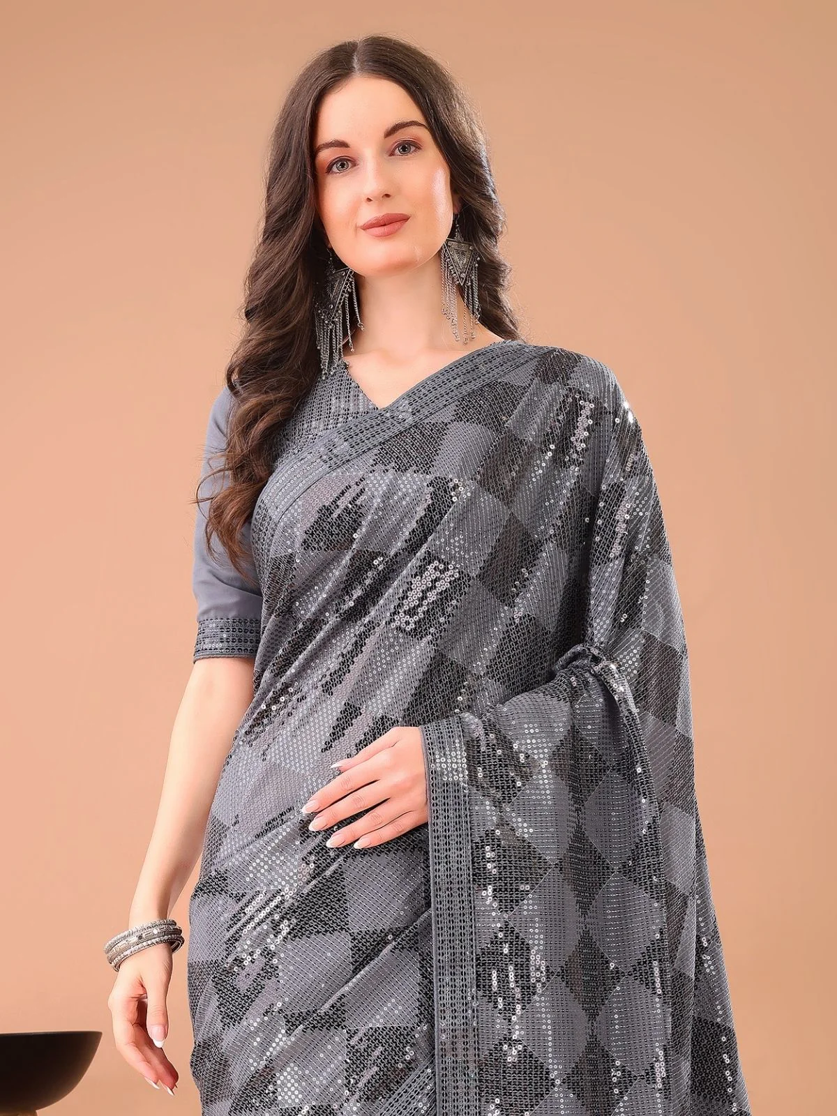 Odette Grey Georgette Sequin Elegant Saree For Women - Image 5