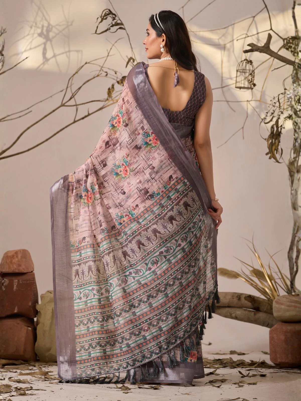 Odette Grey Linen Cotton Printed Saree For Women - Image 3