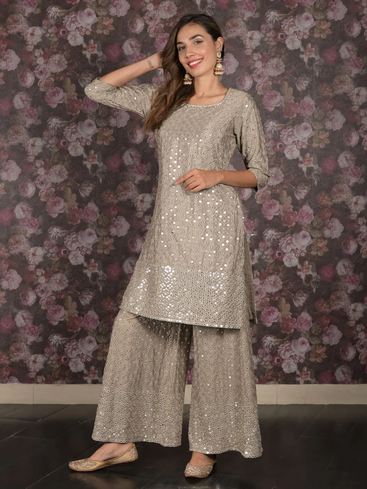 Odette Grey Mirror Embroidered Crepe Stitched Kurta Set For Women - Image 2