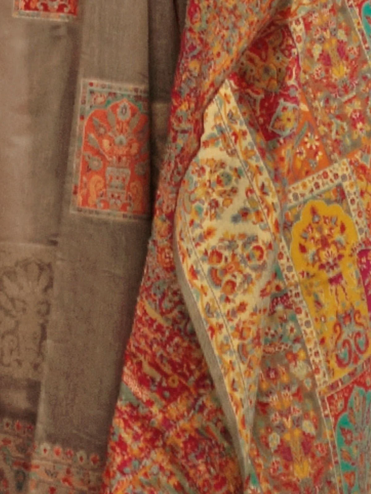 Odette Grey Modal Woven Saree With Unstitched Blouse For Women - Image 3