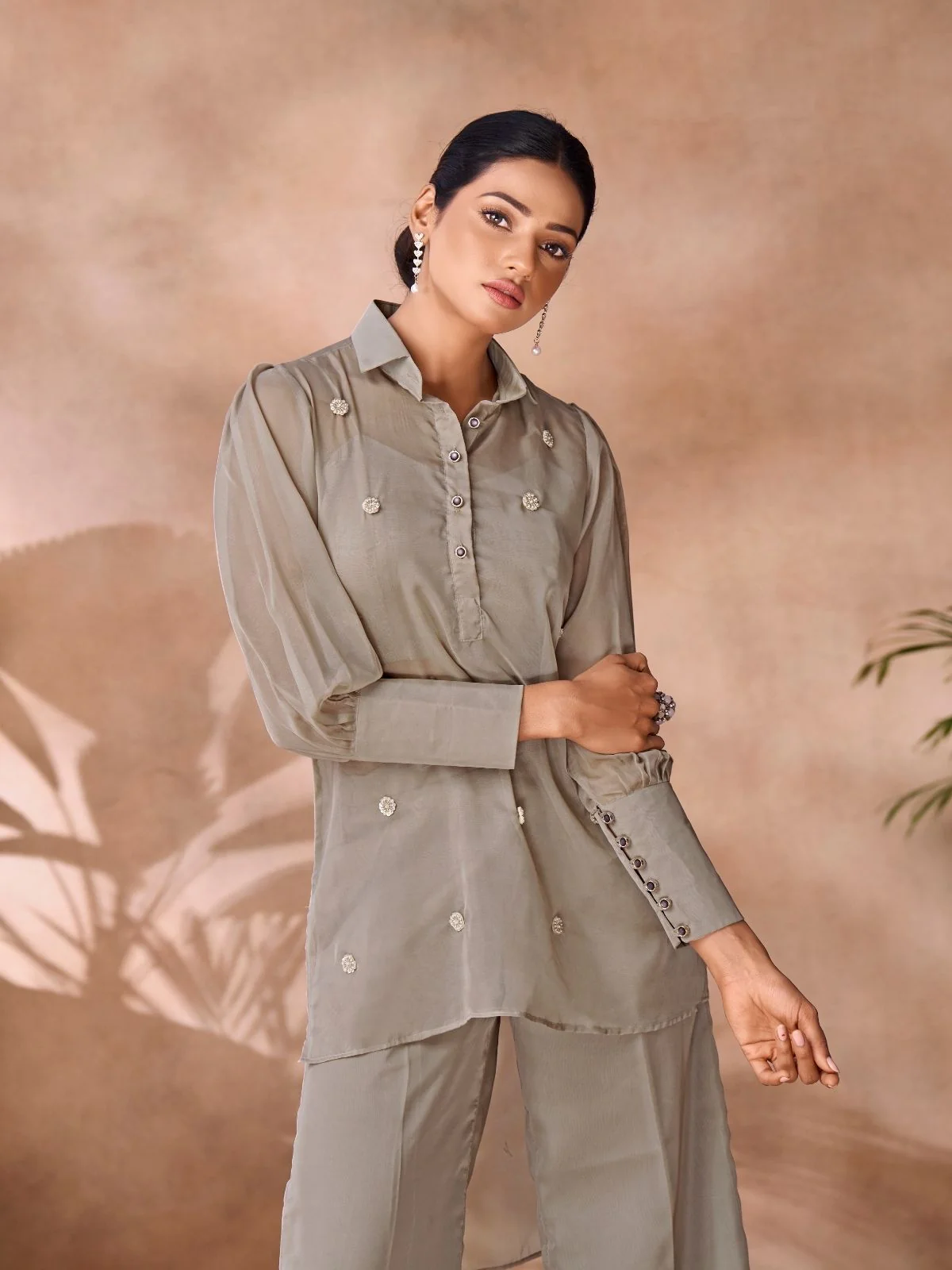Odette Grey Organza Embellished Co-Ord Set For Women - Image 5