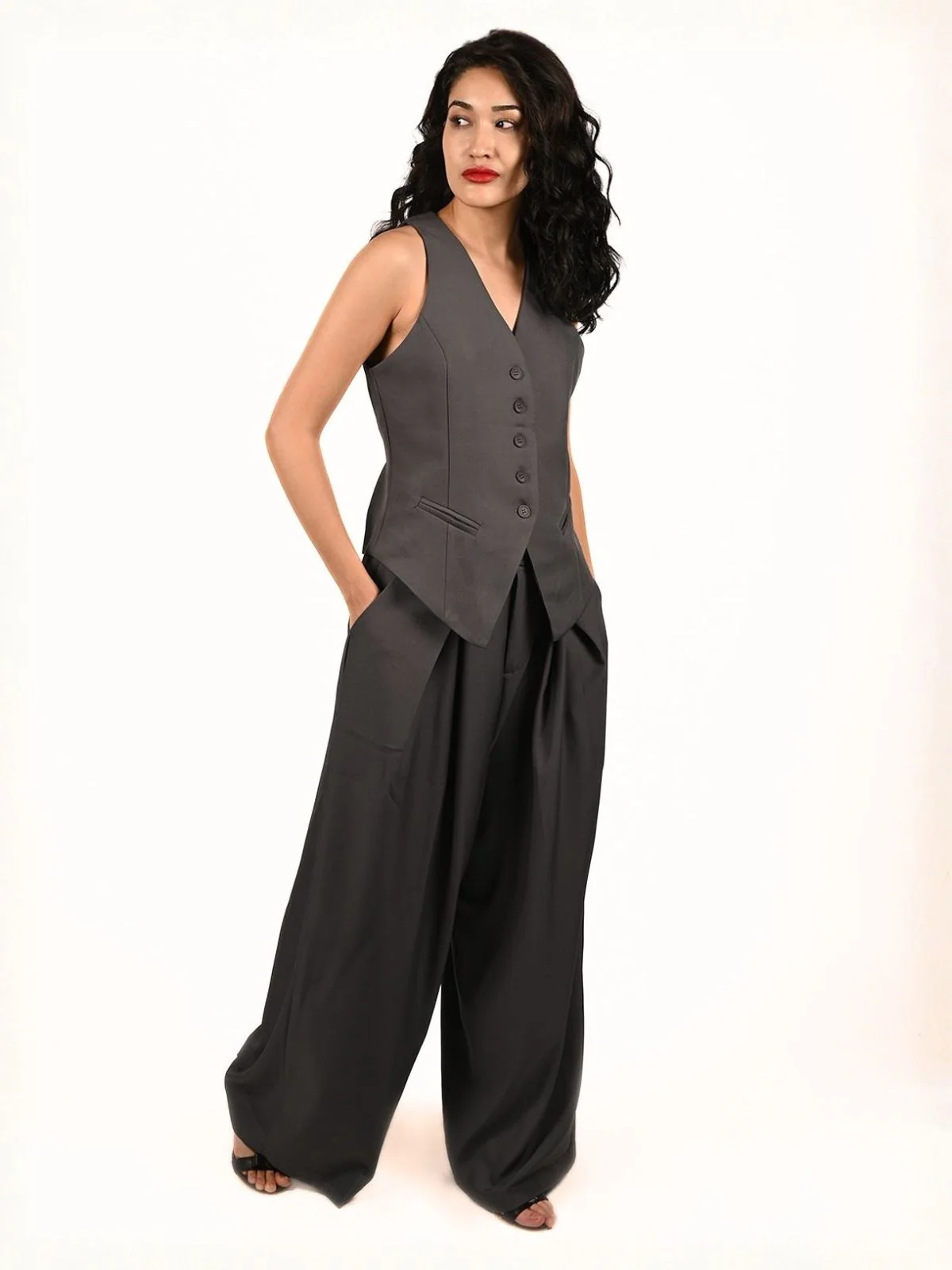 Odette Grey Poly Viscose Solid Co-Ord Set For Women - Image 3