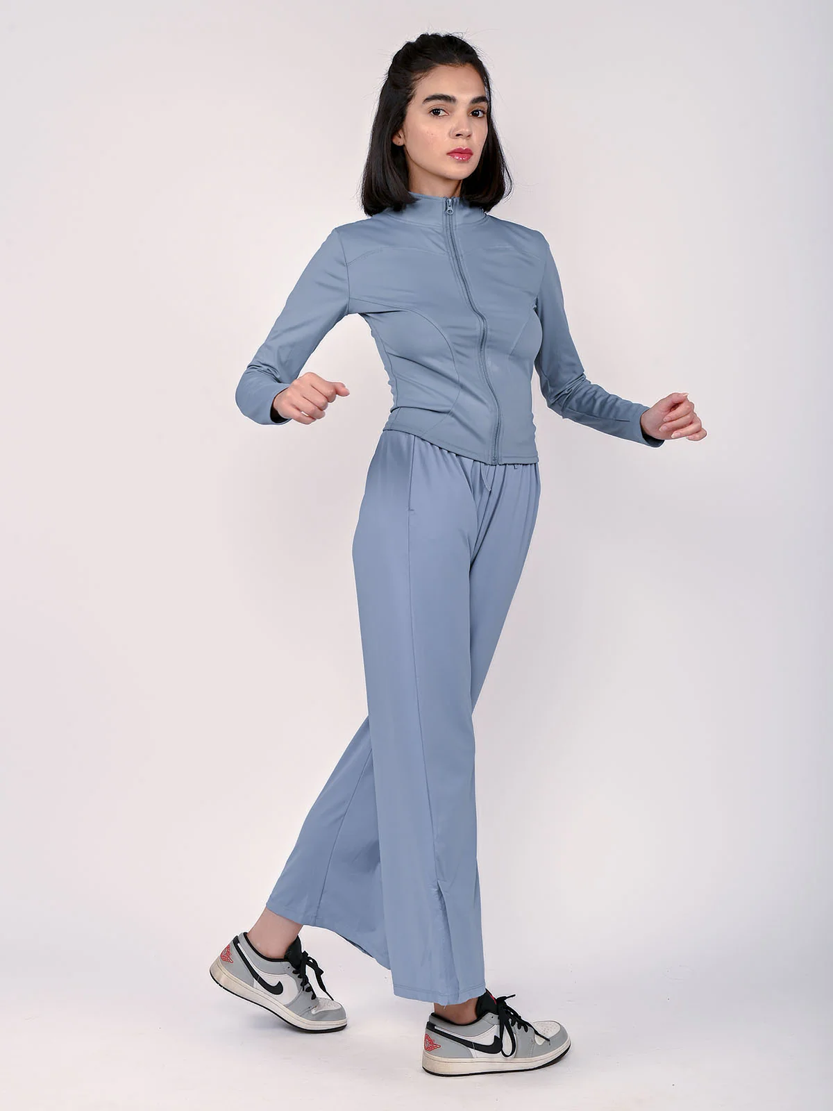 Odette Grey Polyester Lycra Solid Active Wear For Women - Image 4