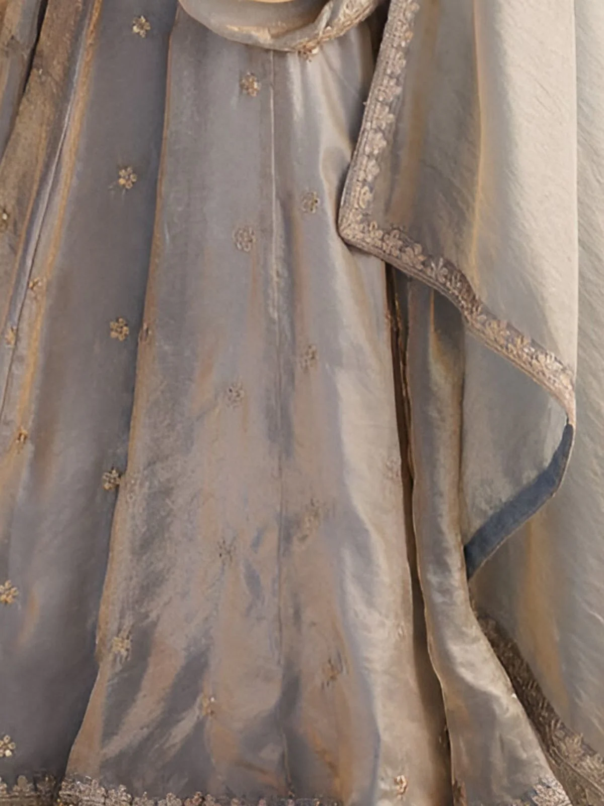 Odette Grey Satin Silk Embroidered Kurta Set For Women - Image 5