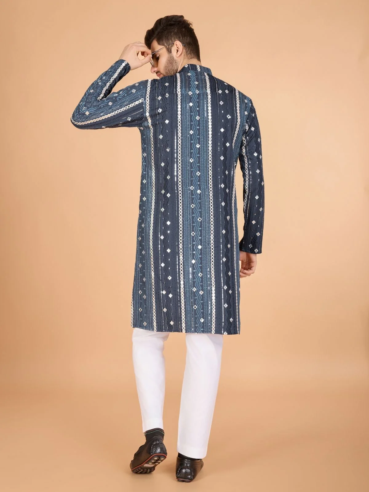 Odette Grey Viscose Rayon Embroidered Stitched Kurta For Men - Image 3