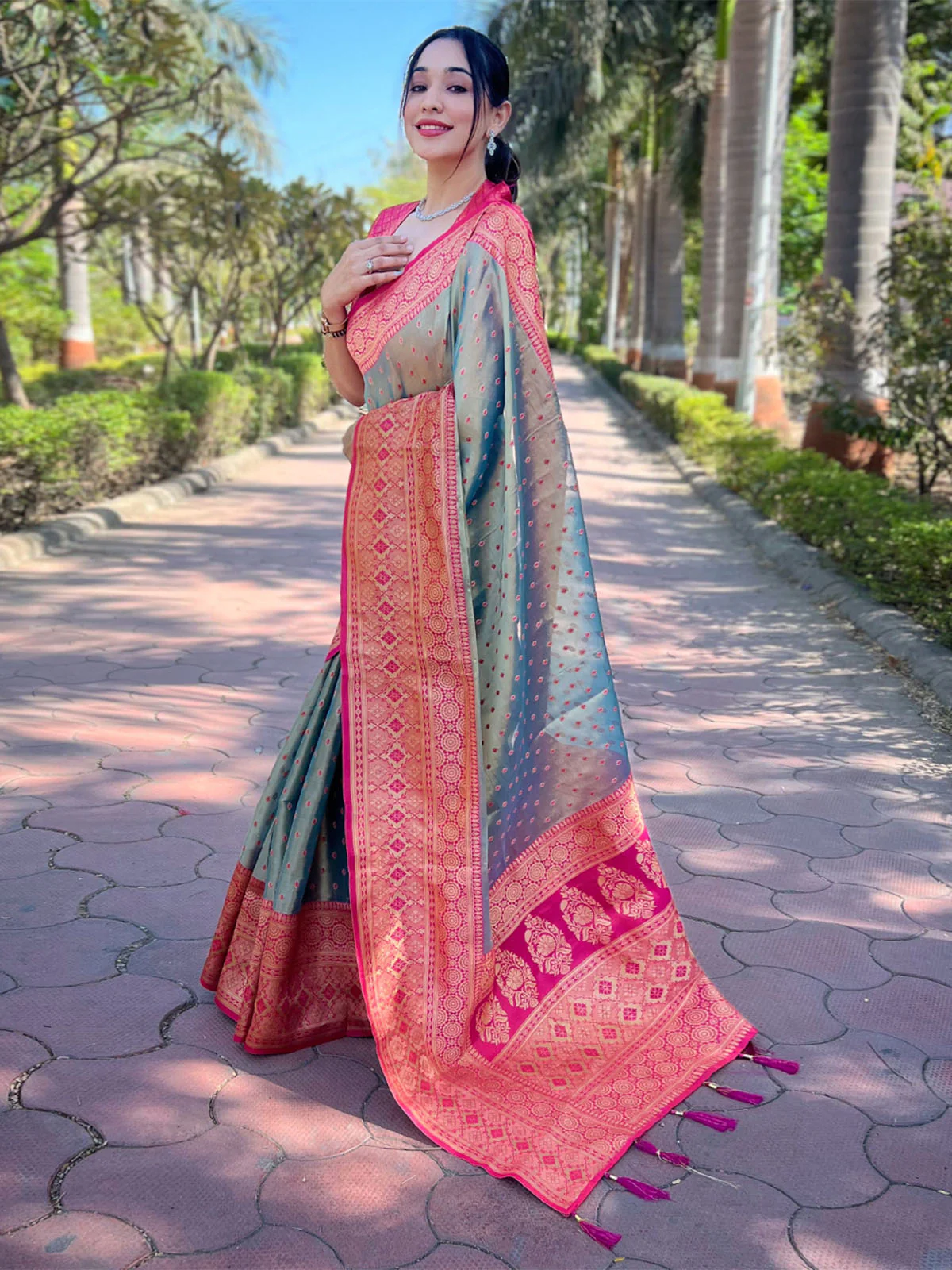 Odette Grey Woven Design Tissue Silk Saree With Unstitched Blouse For Women - Image 2