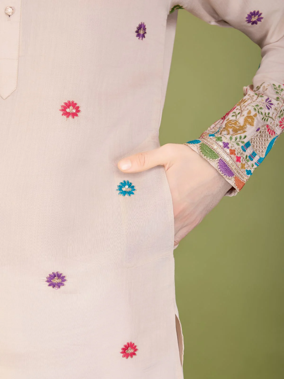 Odette Ivory Viscose Silk Stitched Kurta For Men - Image 7