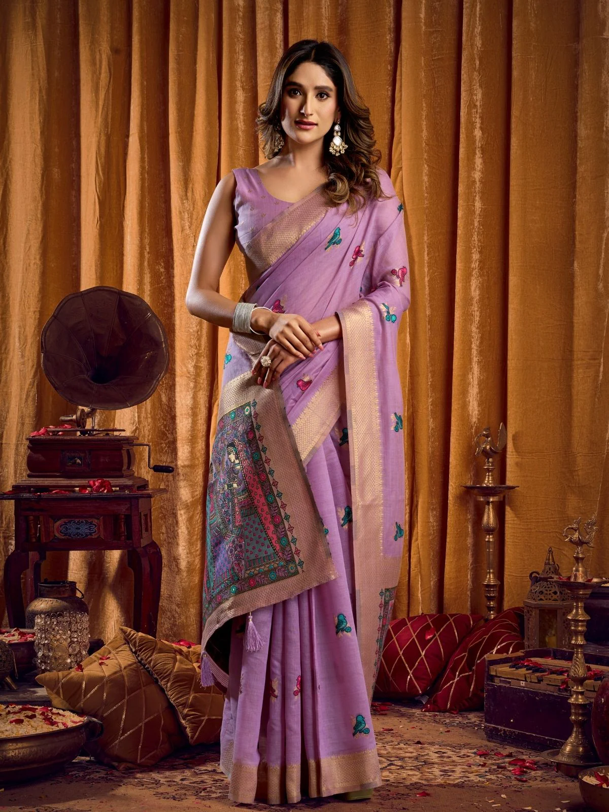Odette Lavender Cotton Blend Woven Saree For Women - Image 3