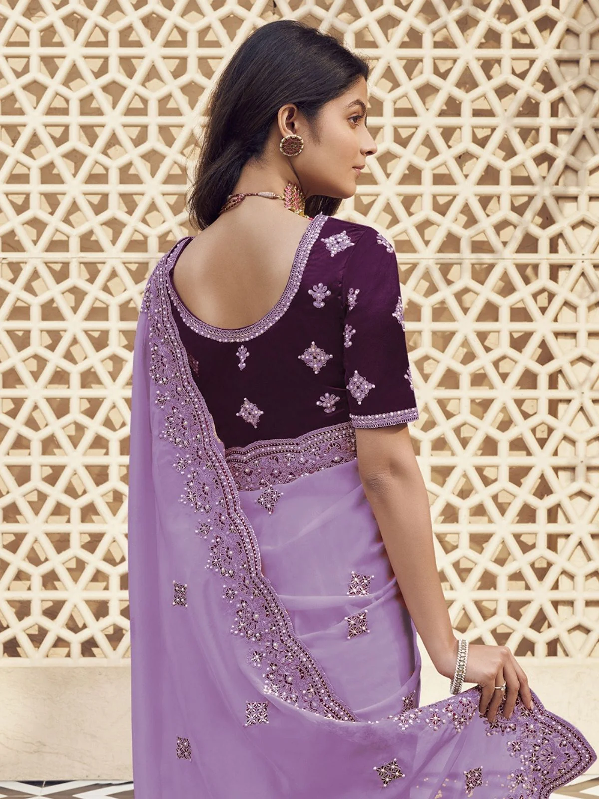 Odette Lavender Georgette Embroidered Elegant Saree For Women - Image 2