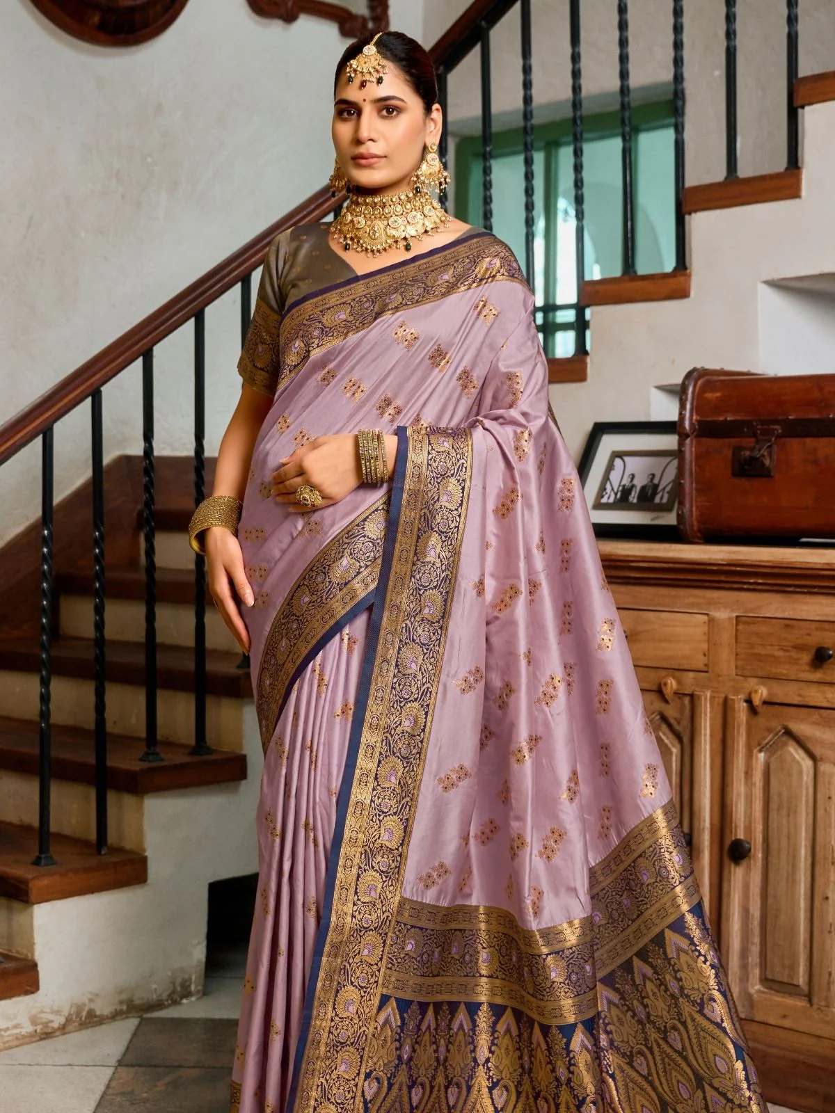Odette Lavender Silk Woven Saree For Women - Image 5